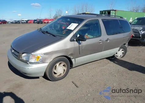 1998 Toyota Sienna Xle z USA, uszkodzony, nr VIN 4T3ZF13CXWU079697